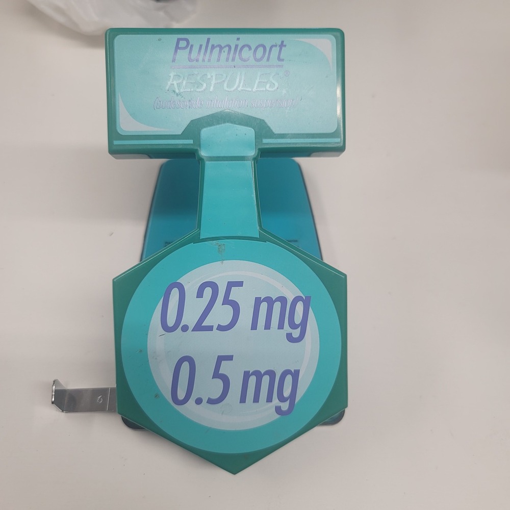 Pulmicort Pharmaceutical Promotional Tool‎ Two hole punch